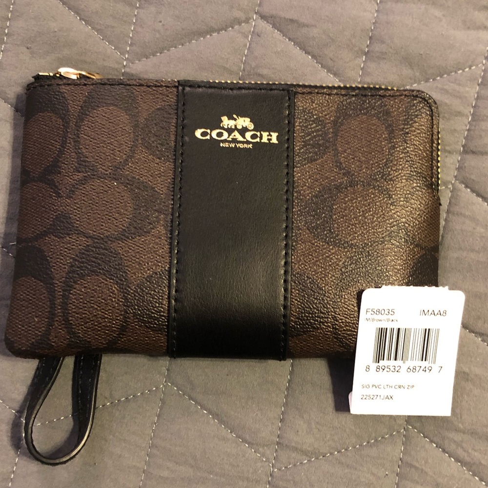 New Coach hand wallet